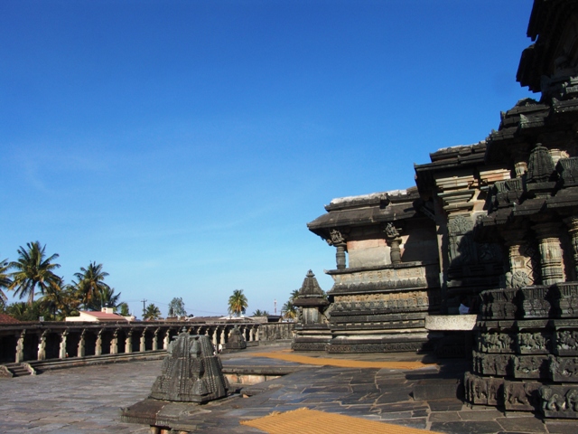 o-belur (10)